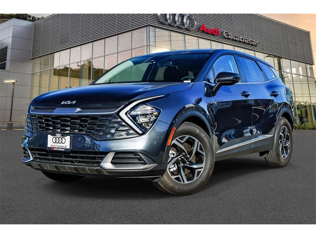 2023 Kia Sportage LX's photo