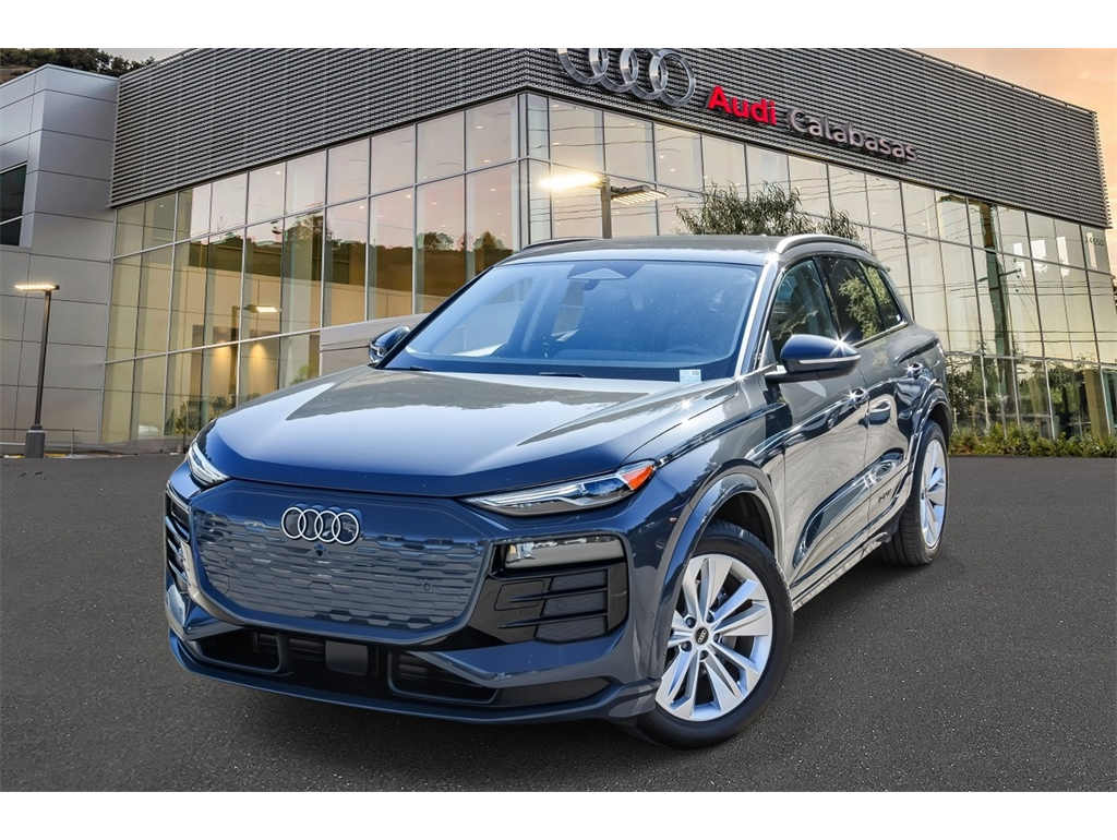 2025 Audi Q6 e-tron Premium