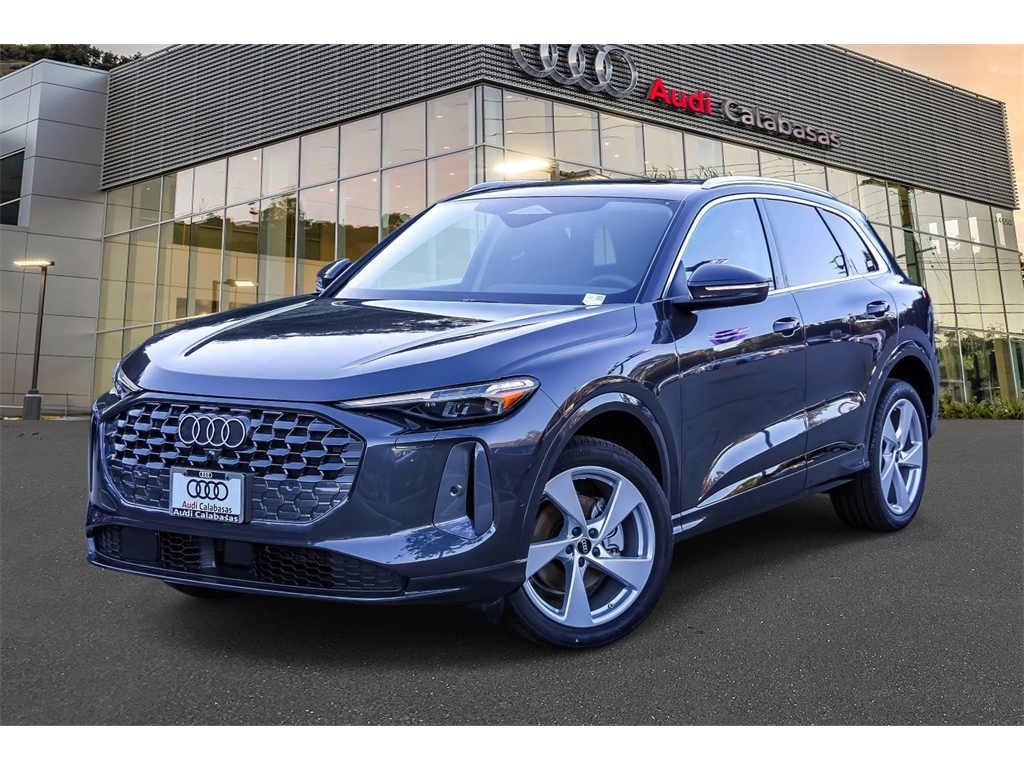 2025 Audi New Q5 Premium Plus's photo