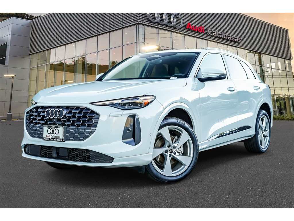 2025 Audi New Q5 Premium Plus's photo