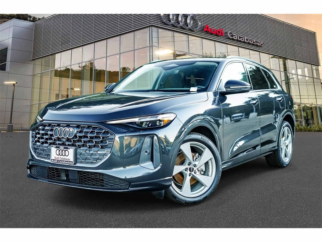 2025 Audi New Q5 Prestige's photo