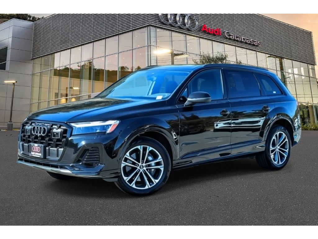 2026 Audi Q7 Premium