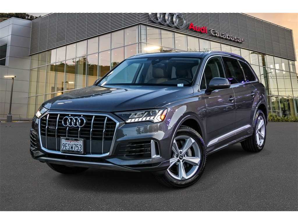 2023 Audi Q7 Premium's photo