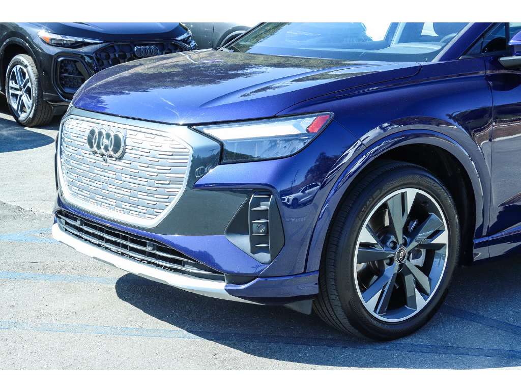 2022 Audi Q4 e-tron Premium Plus