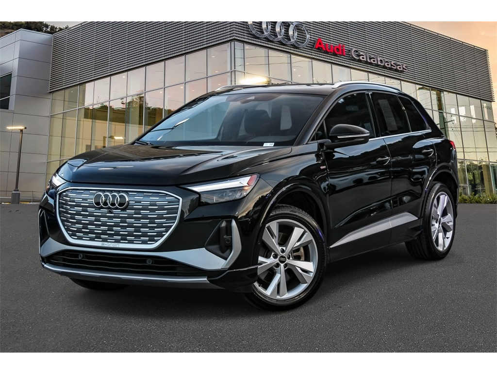 2023 Audi Q4 e-tron Premium Plus's photo