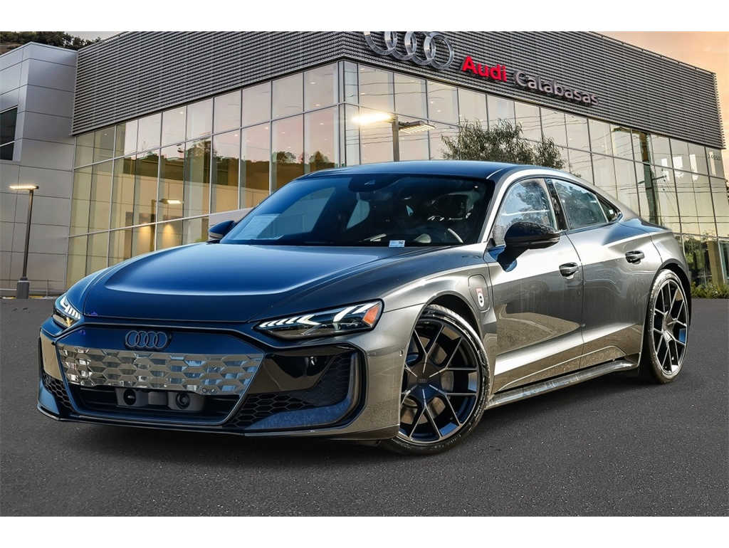 2026 Audi RS e-tron GT Performance Base's photo