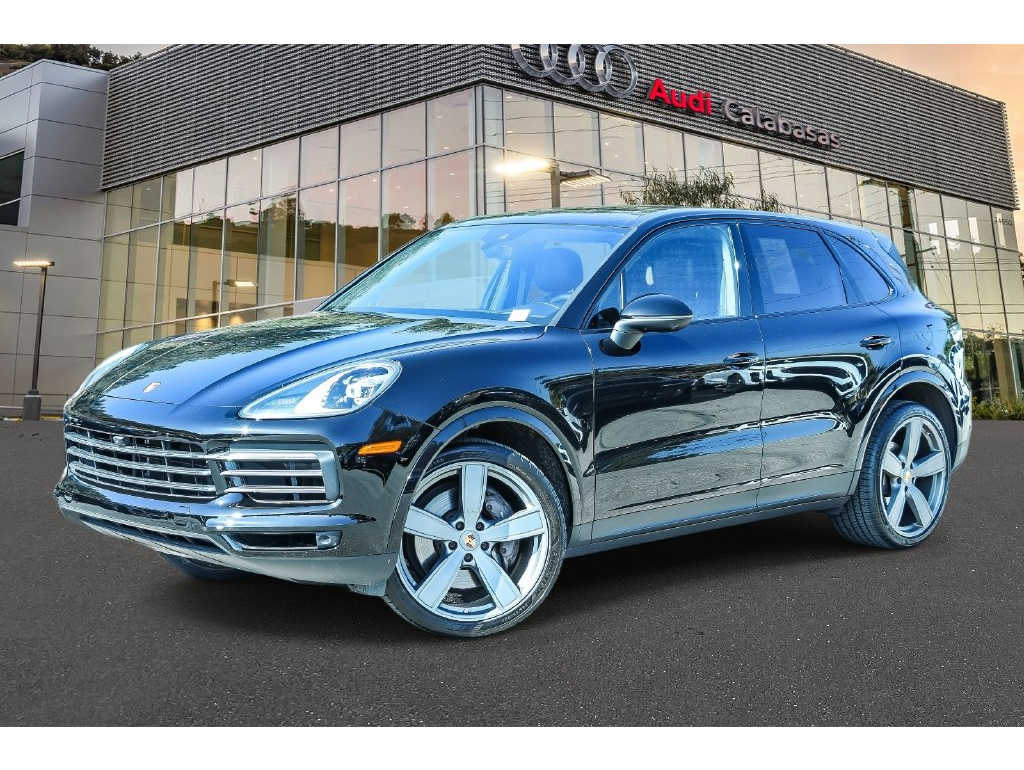 2023 Porsche Cayenne Base