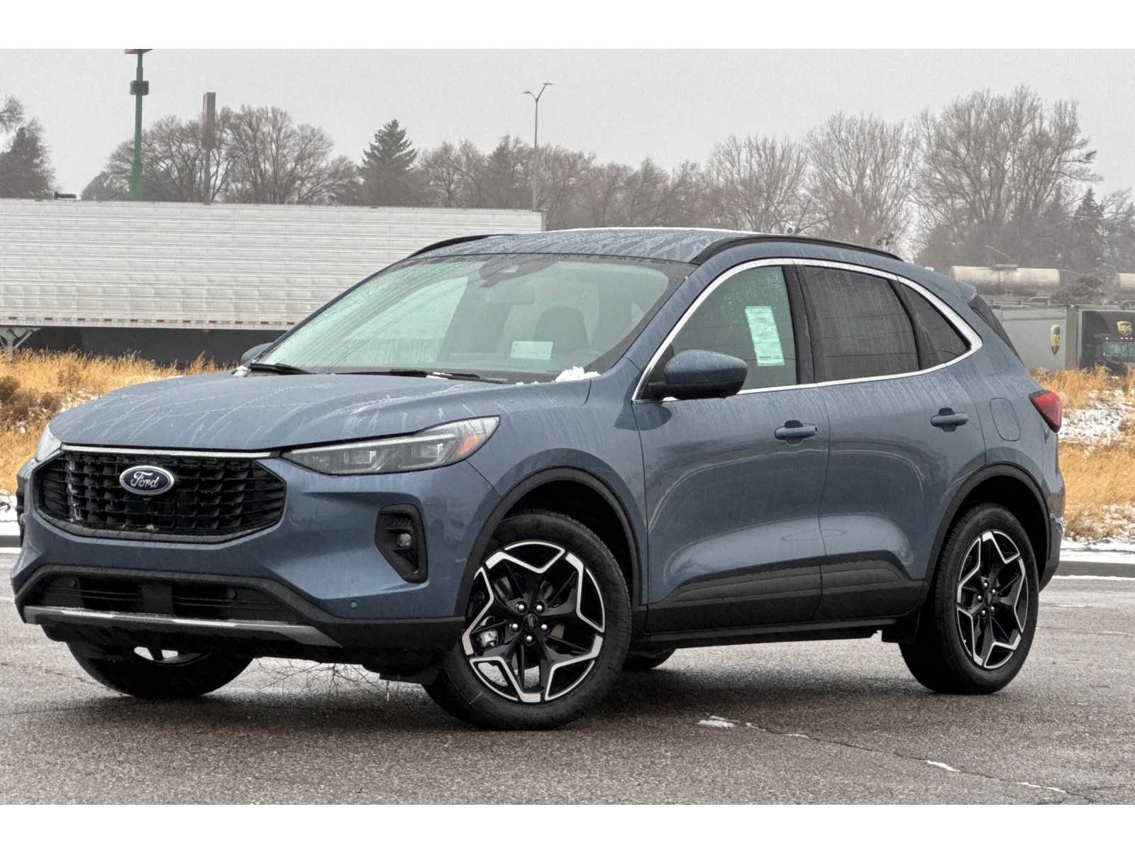 2026 Ford Escape Platinum's photo