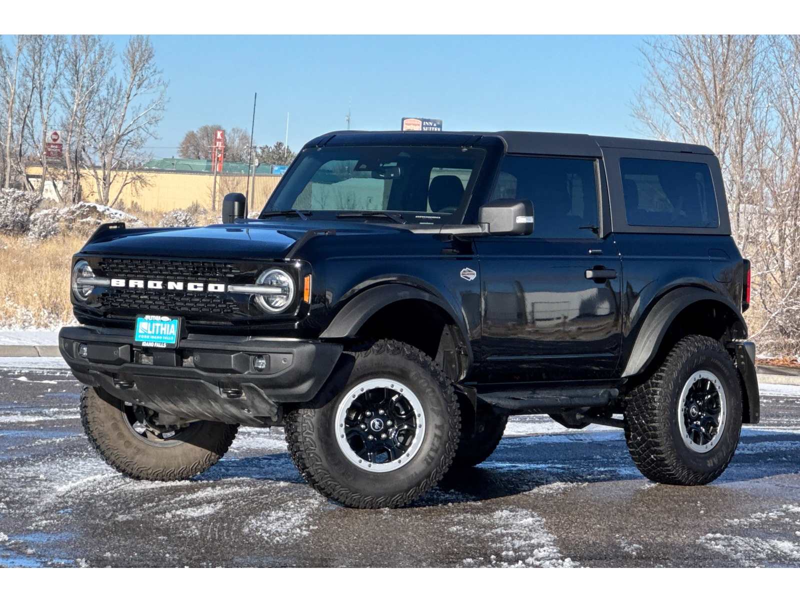 2022 Ford Bronco 2-Door Wildtrak's photo