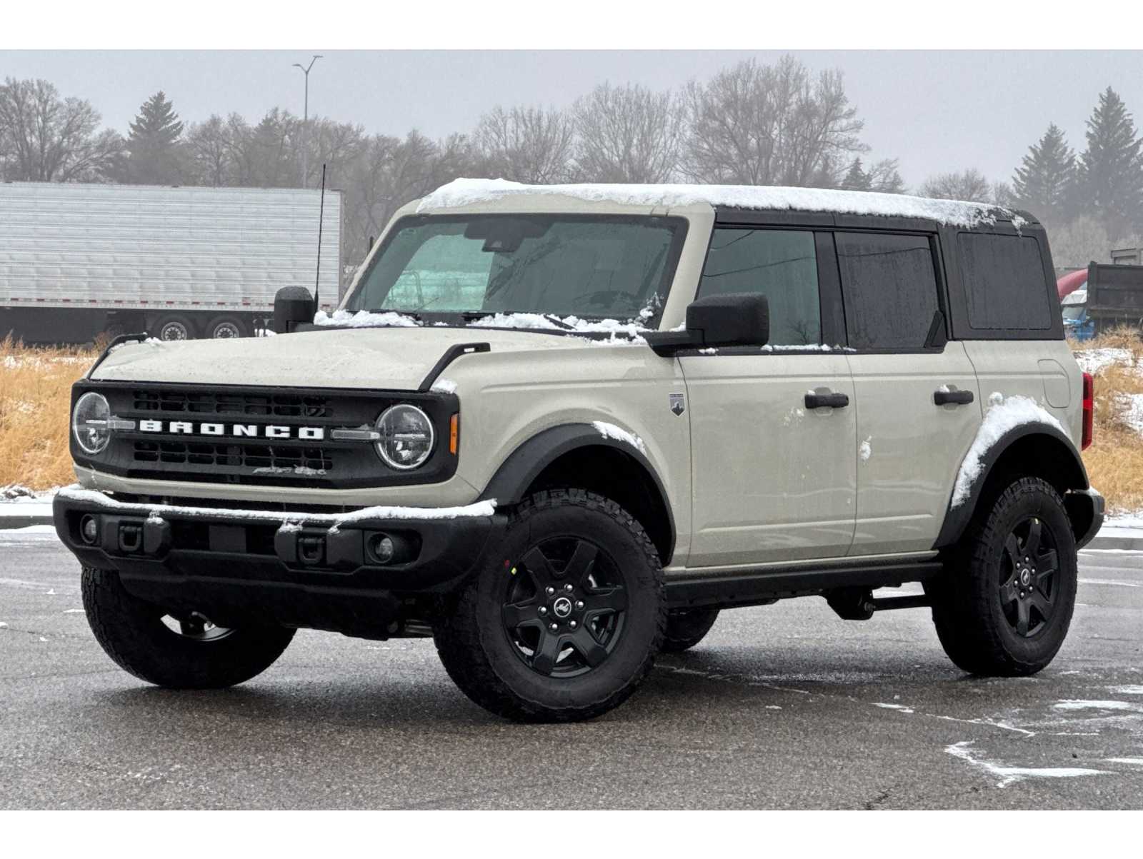 2025 Ford Bronco 4-Door Big Bend's photo