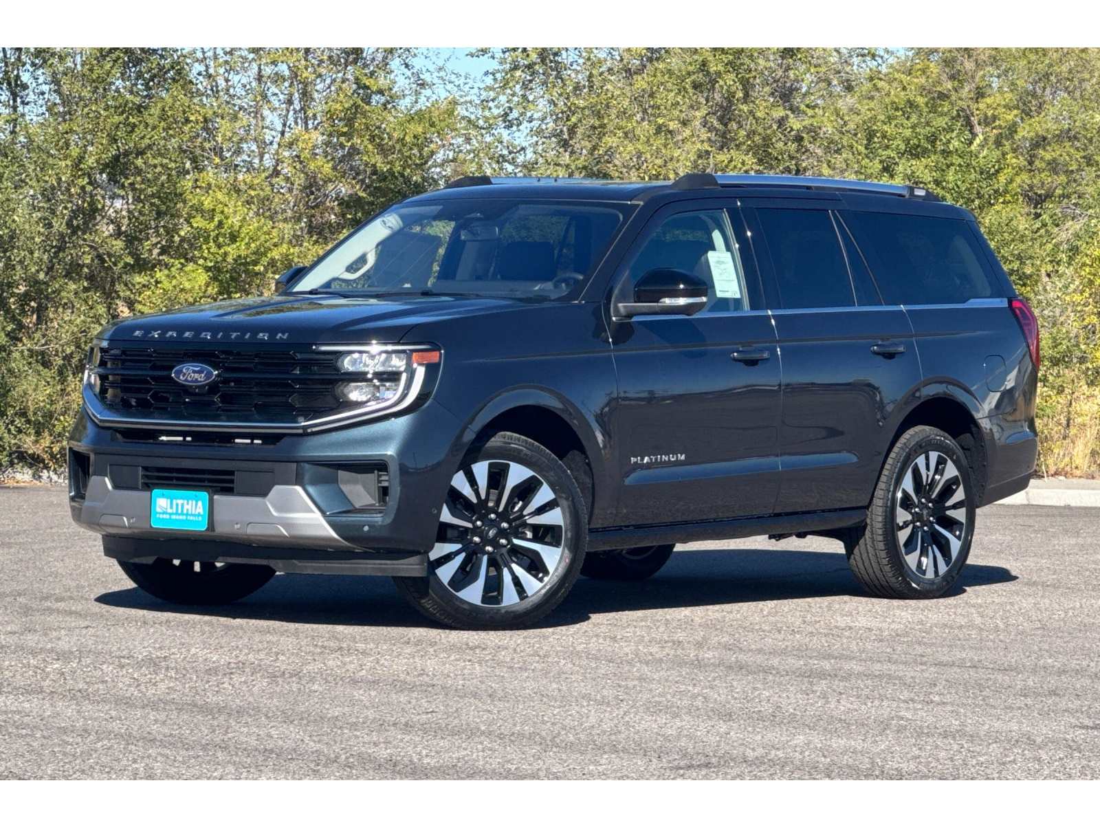 2025 Ford Expedition Platinum's photo