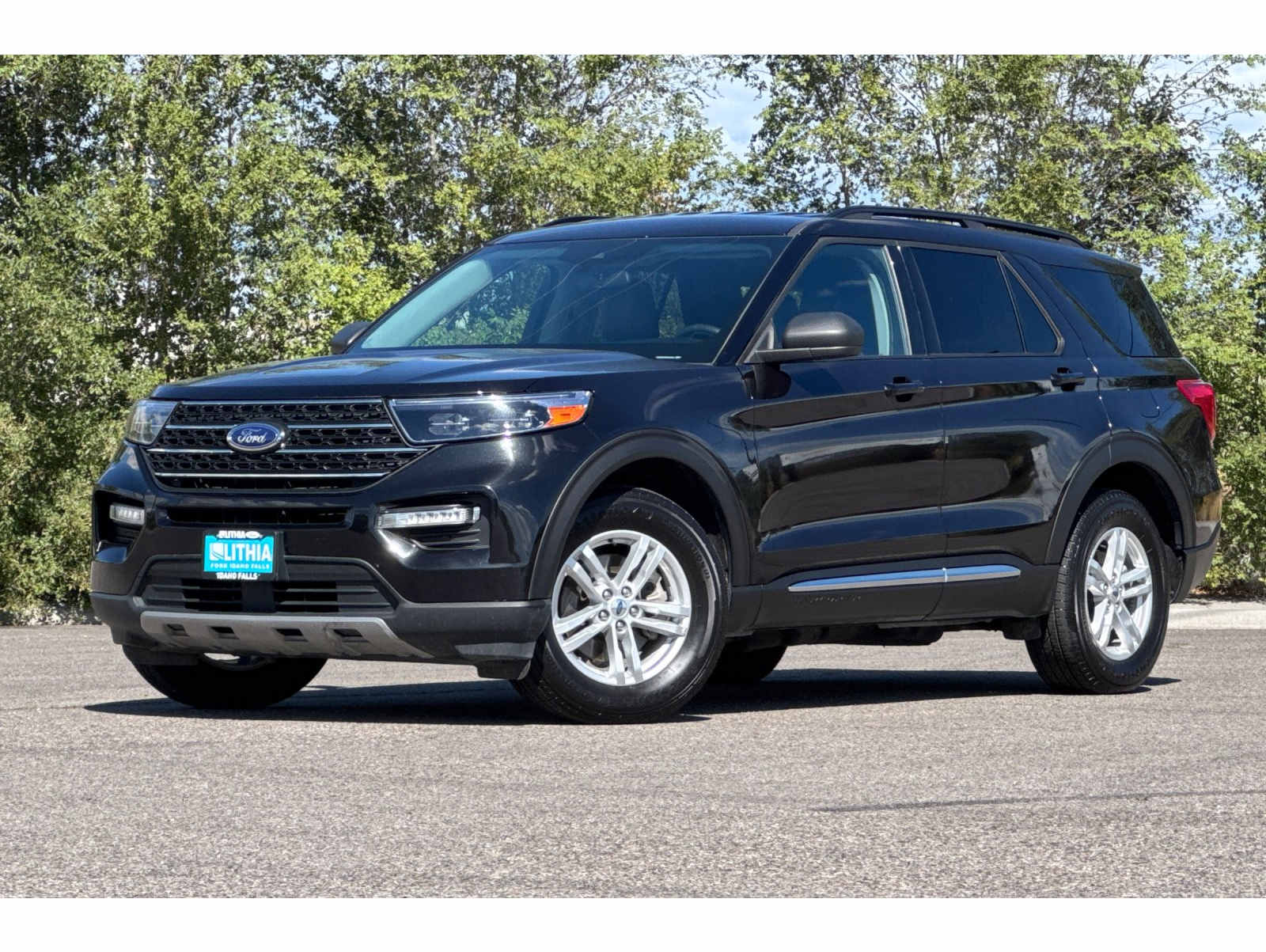 2024 Ford Explorer XLT's photo