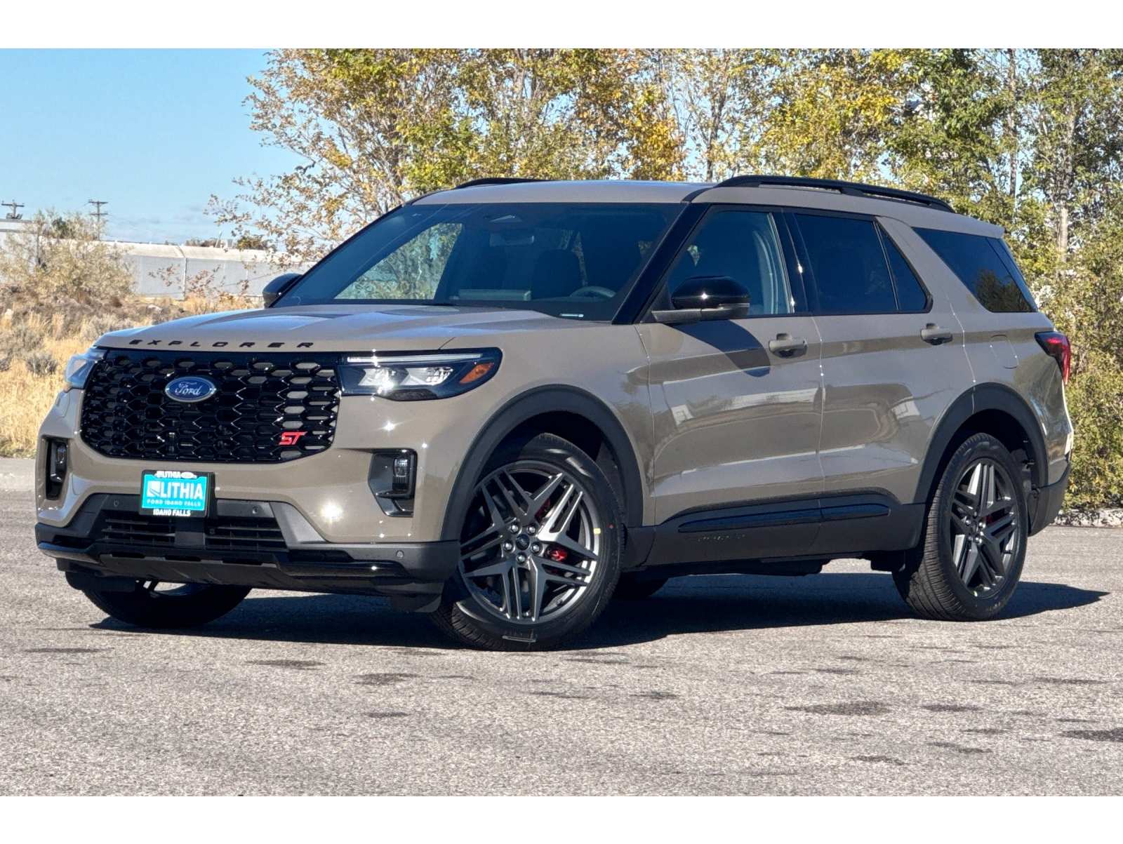 2026 Ford Explorer ST's photo