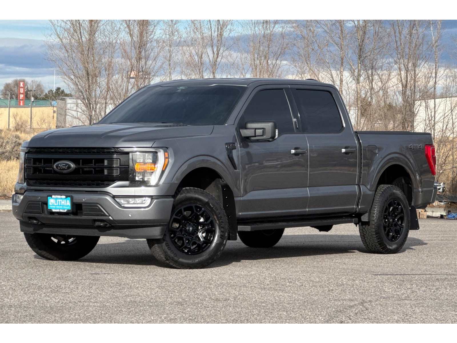 2022 Ford F-150 XLT's photo