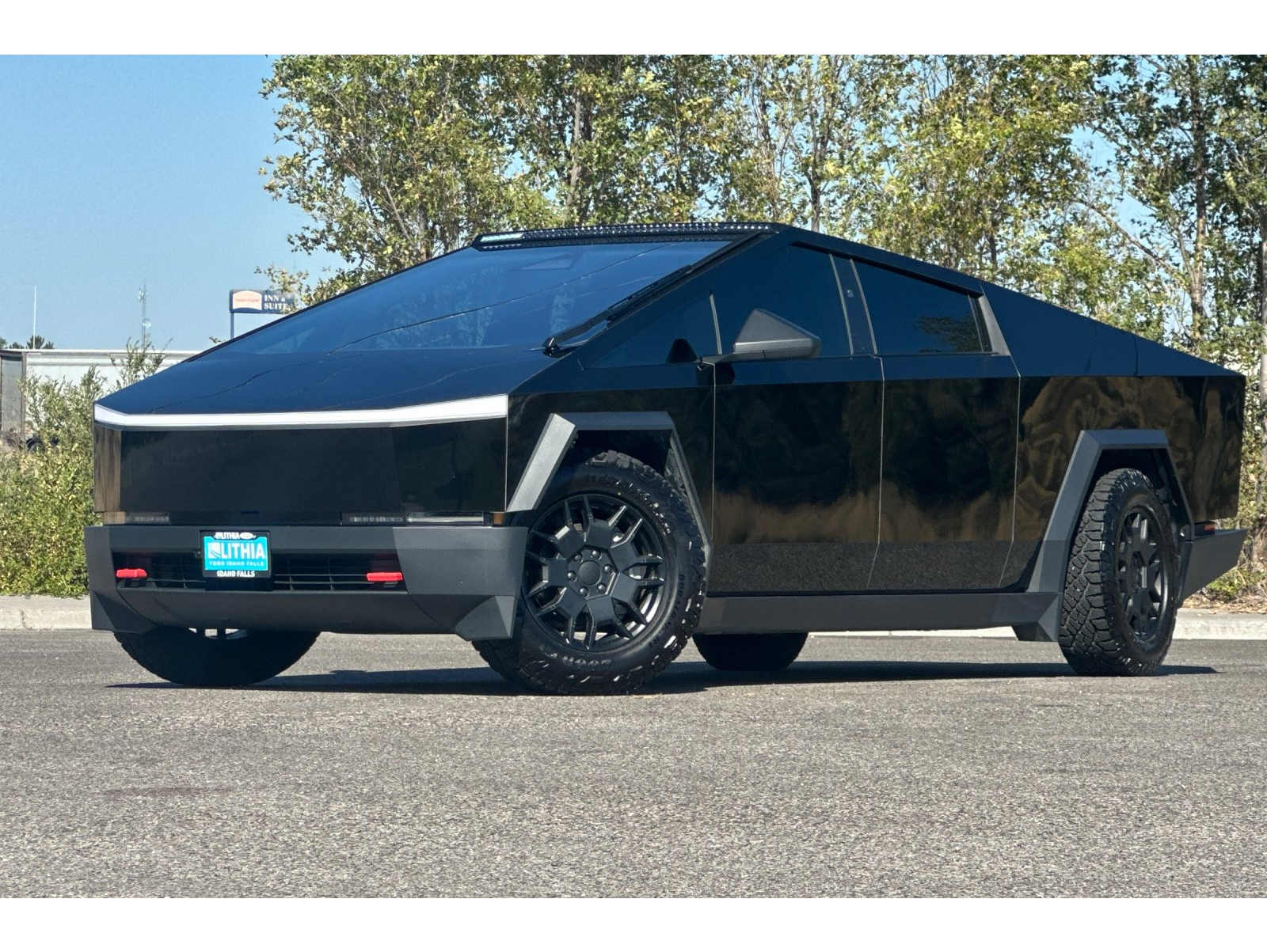 2024 Tesla Cybertruck Cyberbeast
