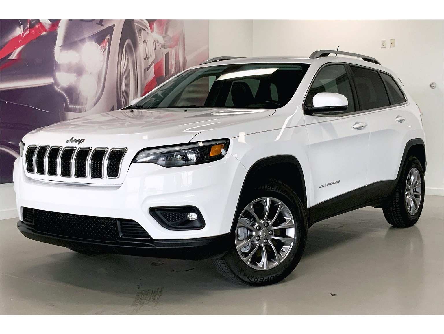 2019 Jeep Cherokee Latitude Plus's photo