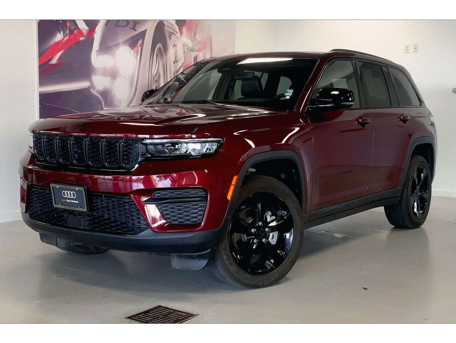 2023 Jeep Grand Cherokee Altitude's photo