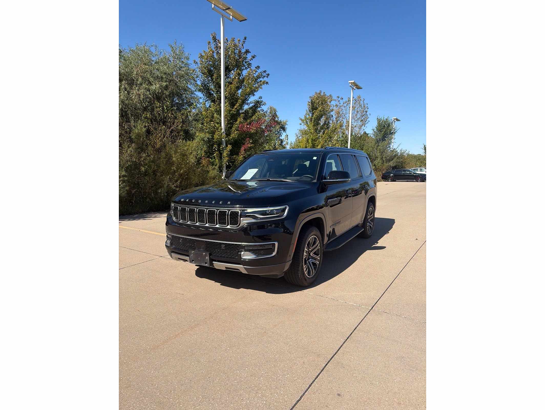 2022 Jeep Wagoneer