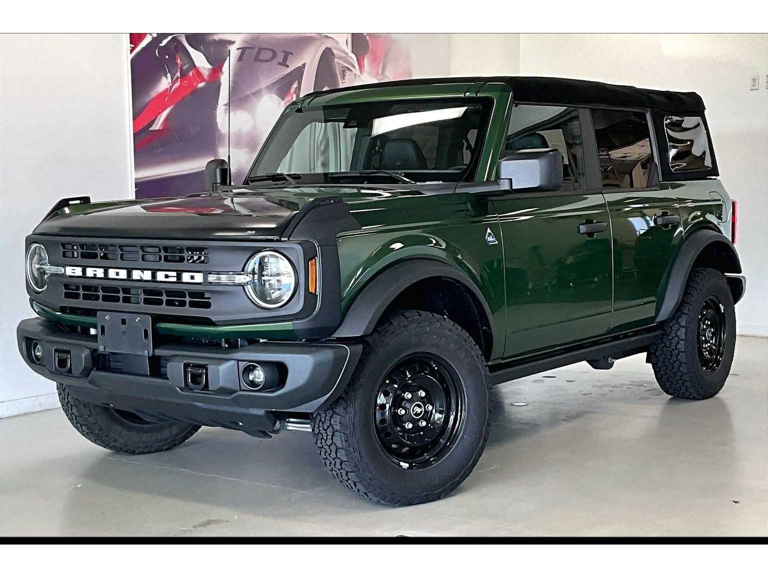 2023 Ford Bronco 4-Door