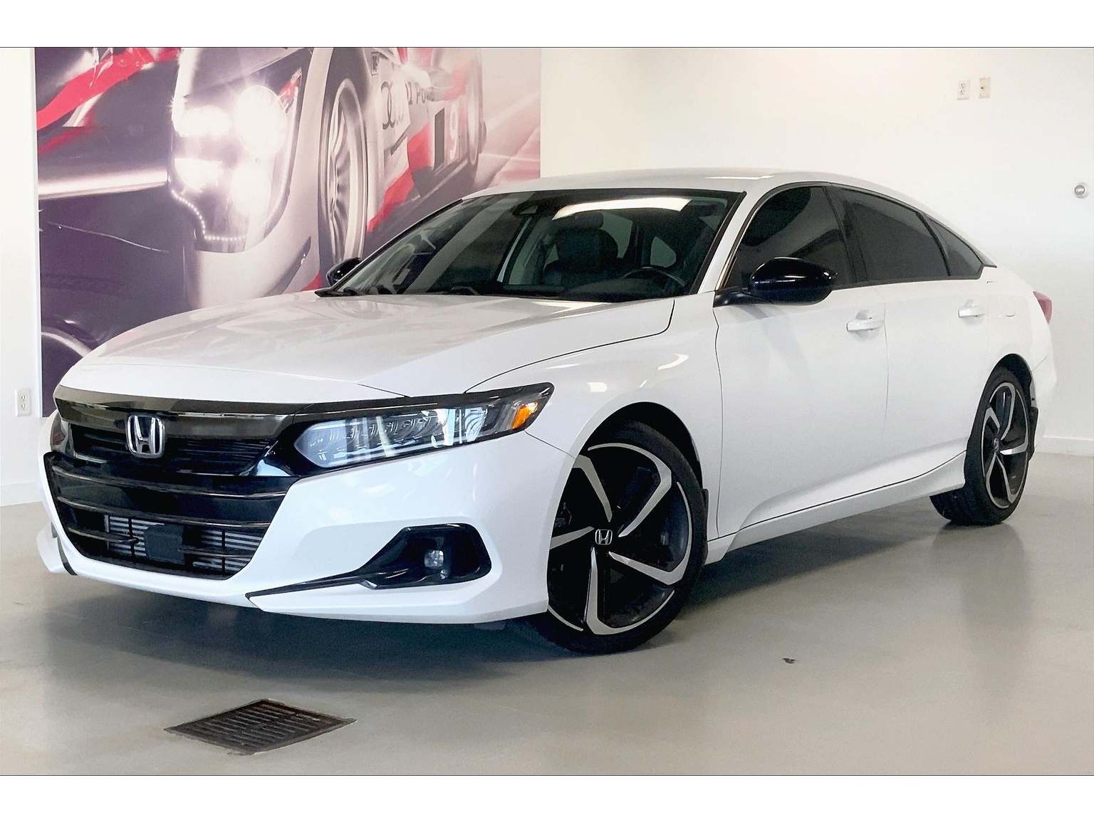 2021 Honda Accord Sport SE's photo
