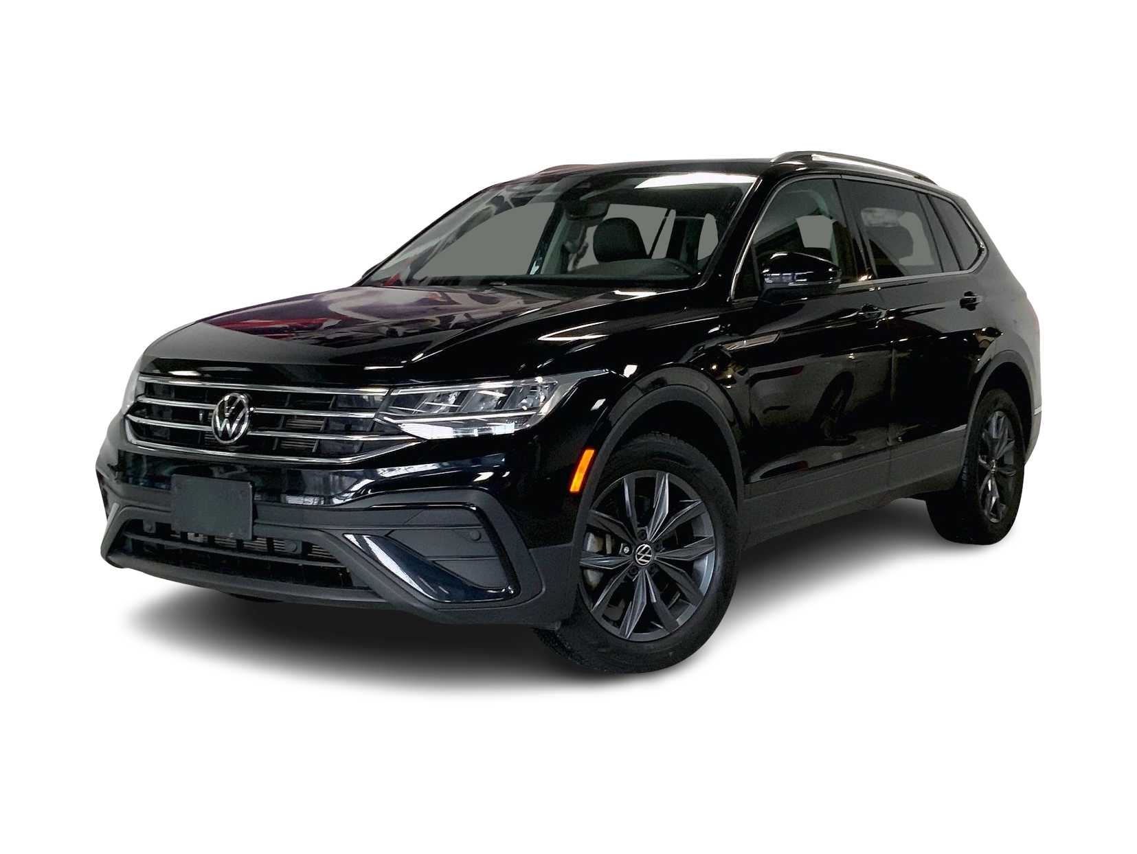 Thumbnail: 2022 Volkswagen Tiguan - 1