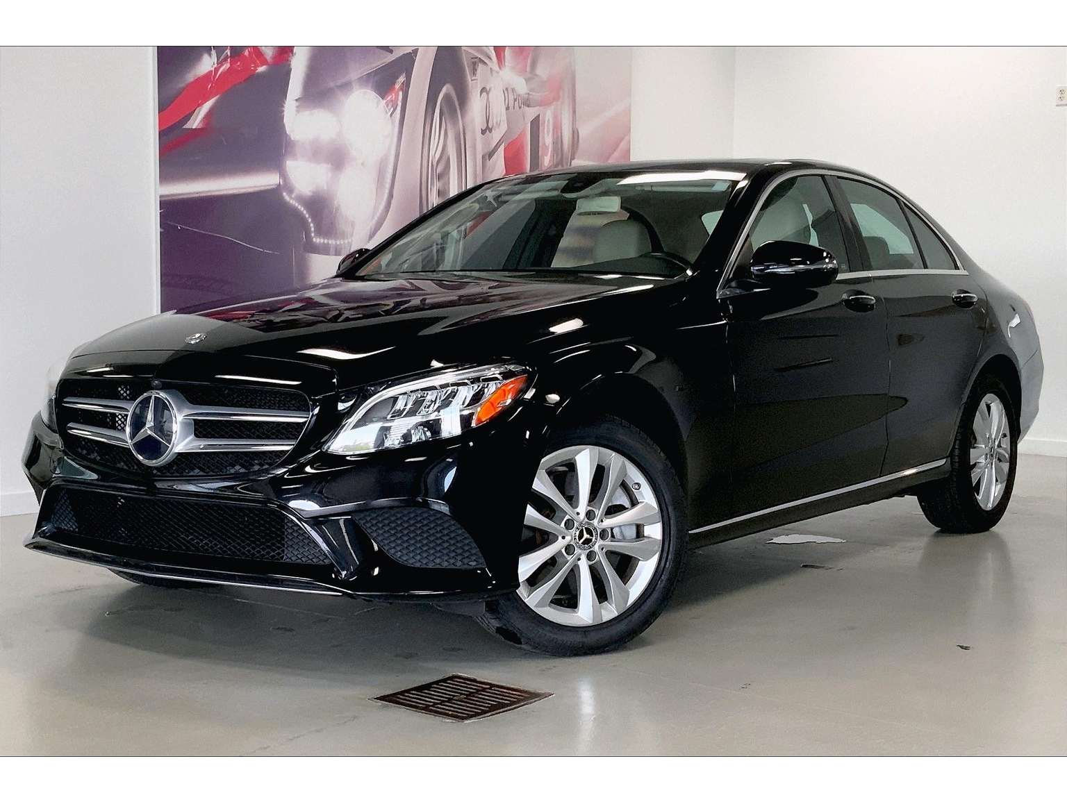 2019 Mercedes-Benz C-Class Sedan C300's photo