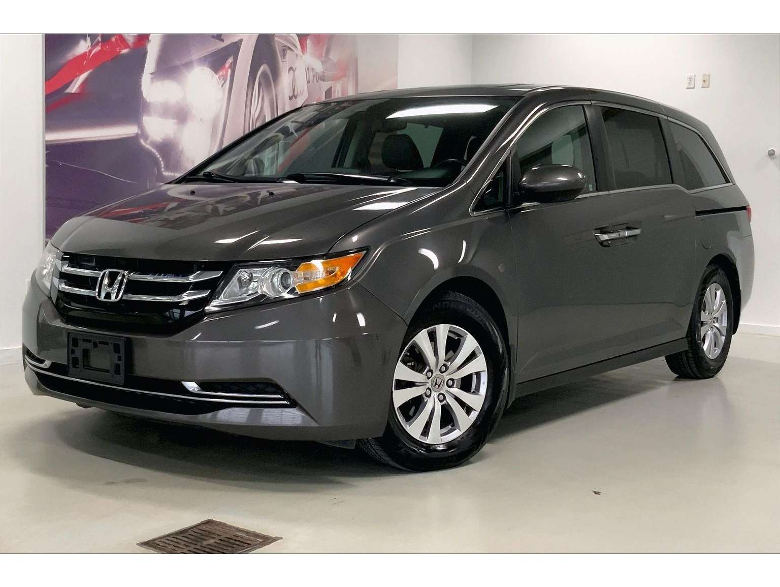 2014 Honda Odyssey EX-L's photo