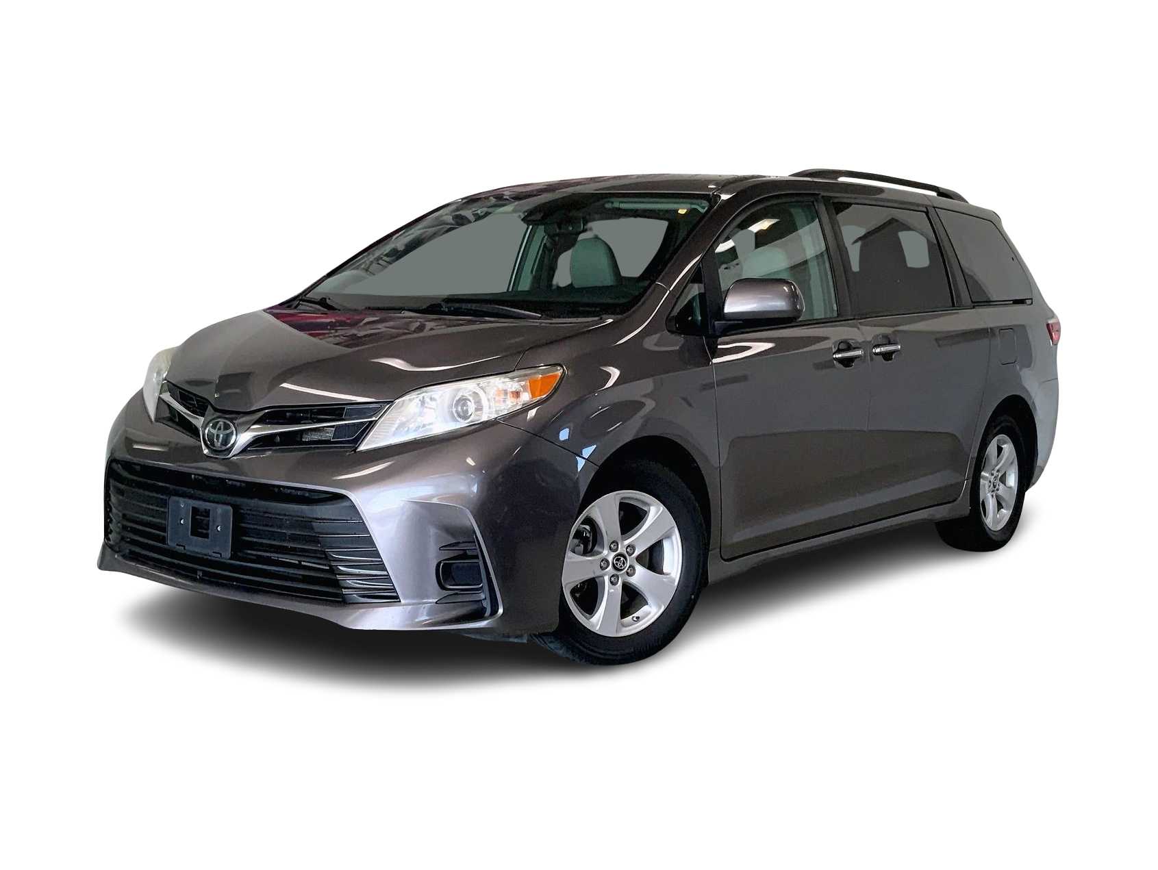 2019 Toyota Sienna LE -
                  Johnston, IA
