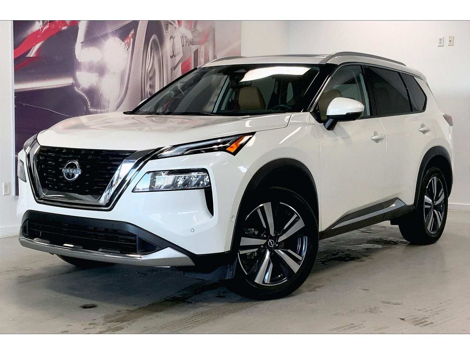 2023 Nissan Rogue Platinum's photo