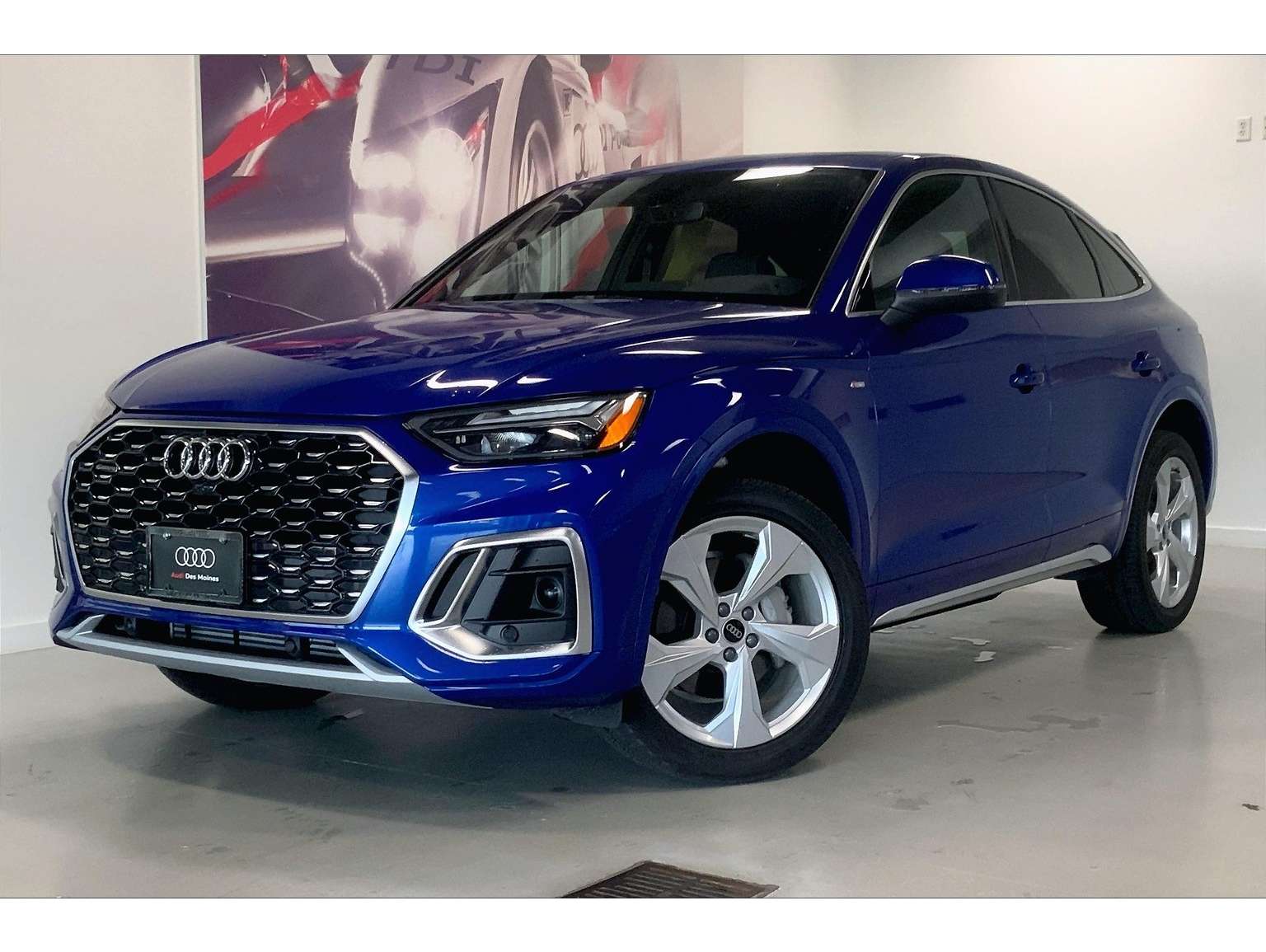 2024 Audi Q5 Sportback Premium Plus's photo