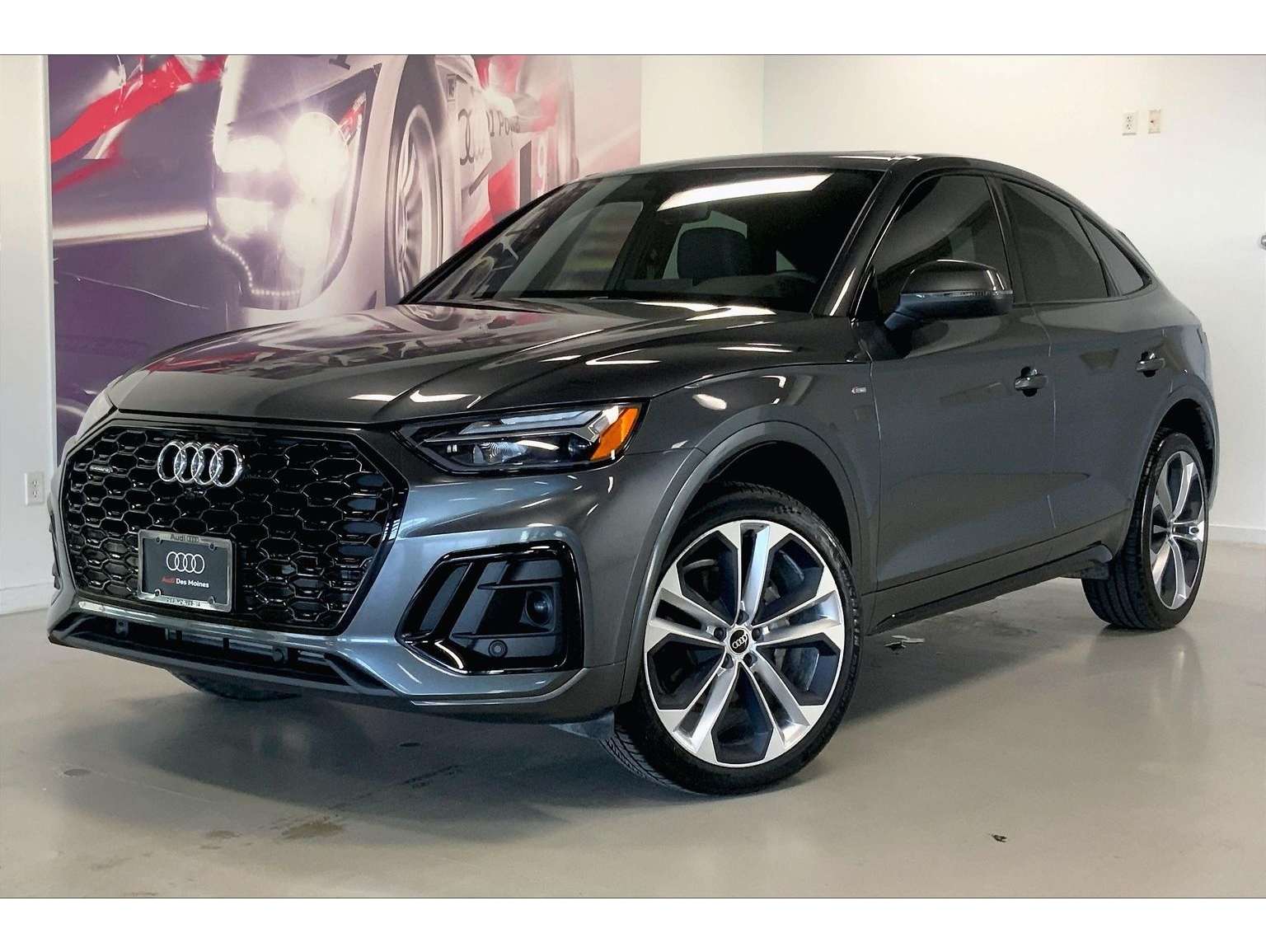 2023 Audi Q5 Sportback Premium Plus's photo