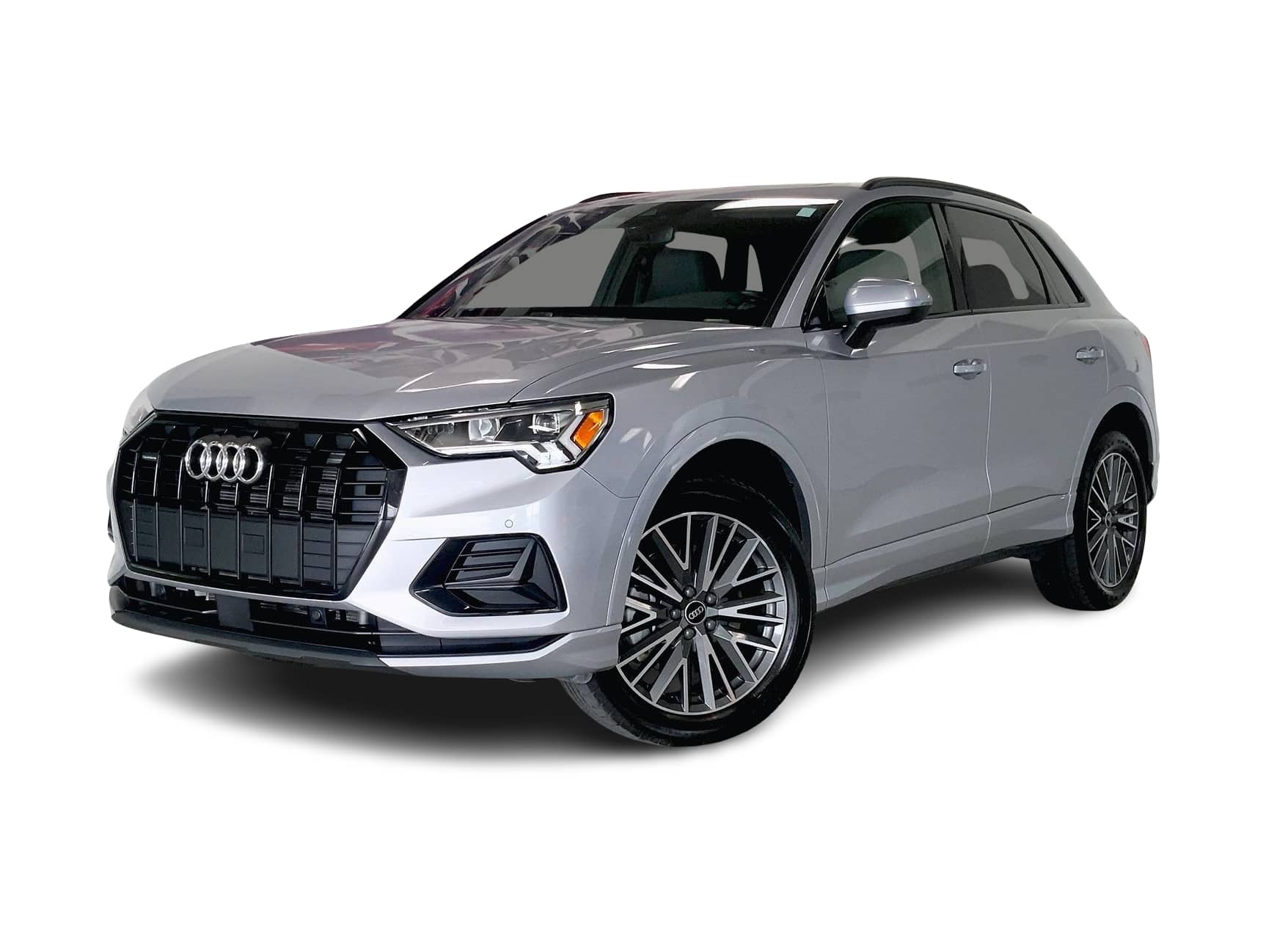 Thumbnail: 2023 Audi Q3 - 1