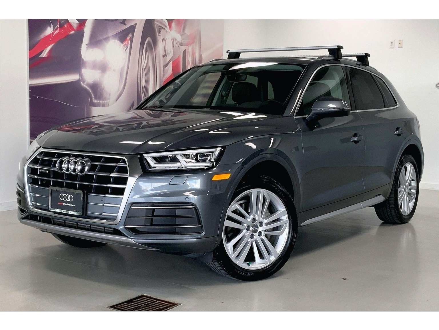 2020 Audi Q5 Premium Plus's photo