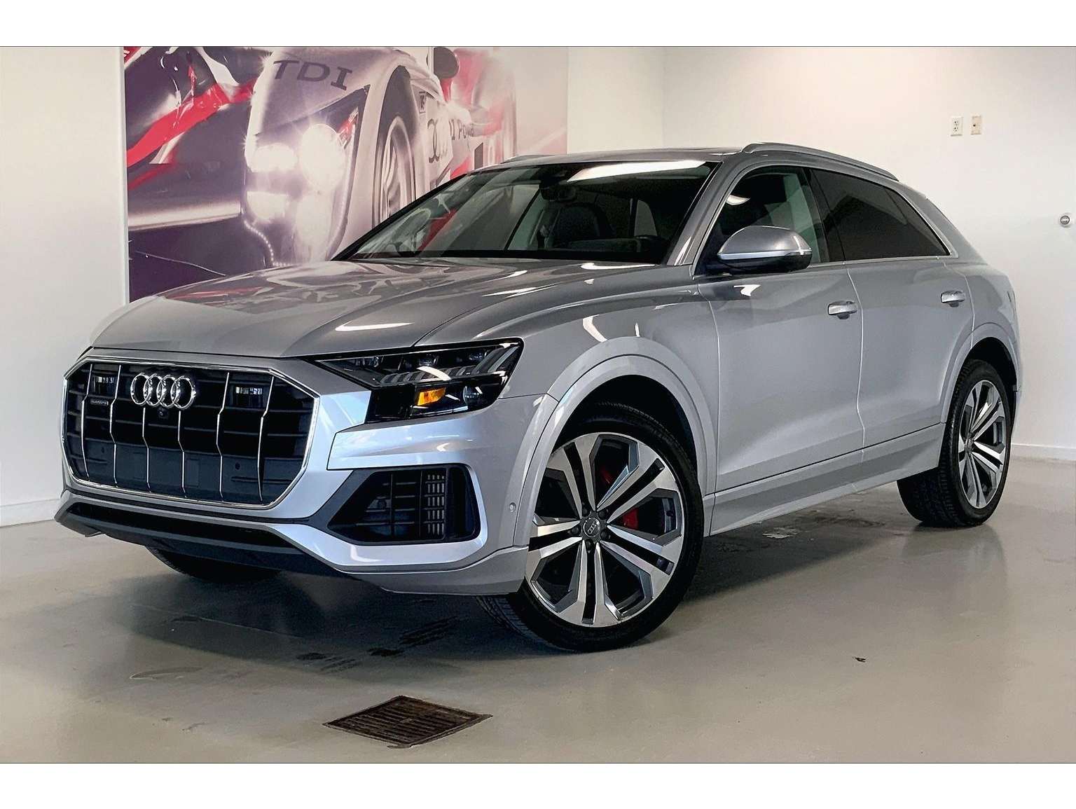 2019 Audi Q8 Prestige's photo
