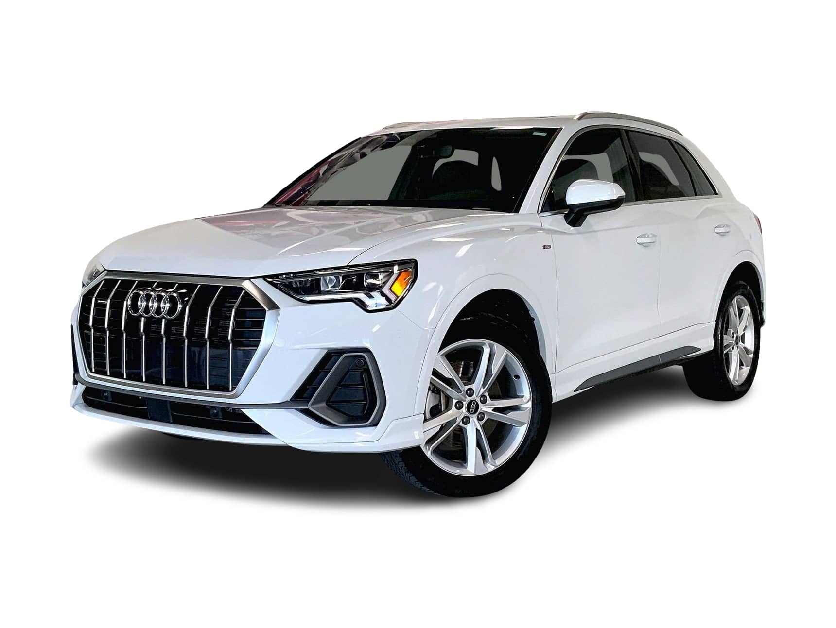 Thumbnail: 2023 Audi Q3 - 1