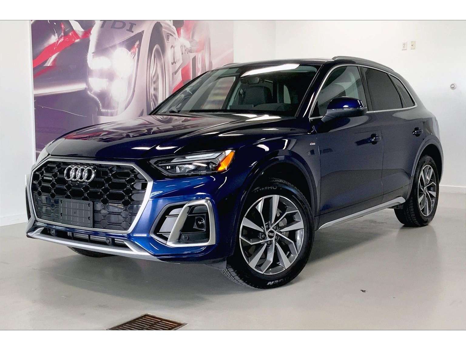 2025 Audi Q5 Premium Plus's photo