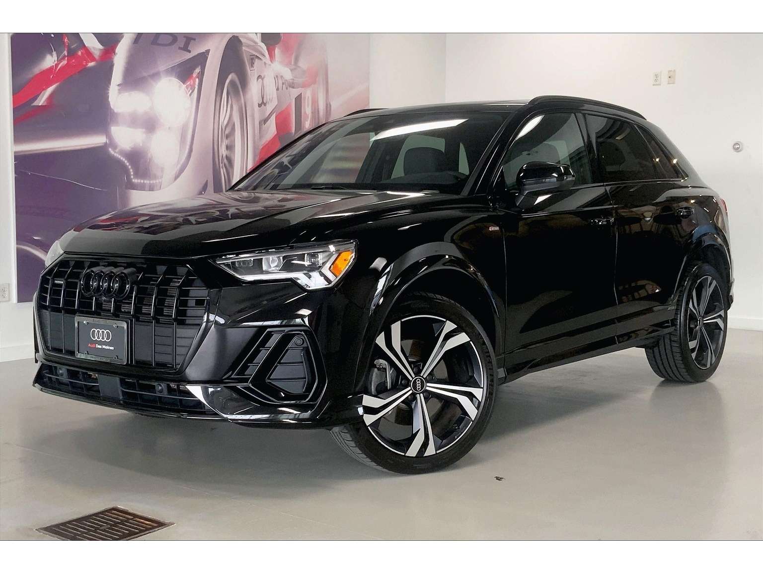 2023 Audi Q3 S Line Premium Plus's photo