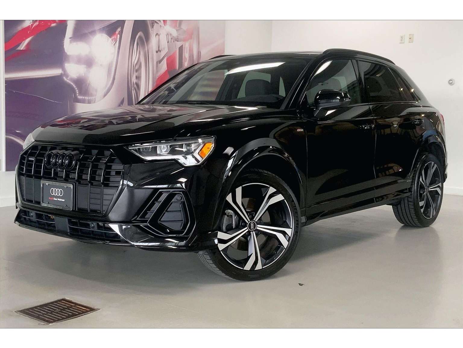 2023 Audi Q3 S Line Premium Plus's photo