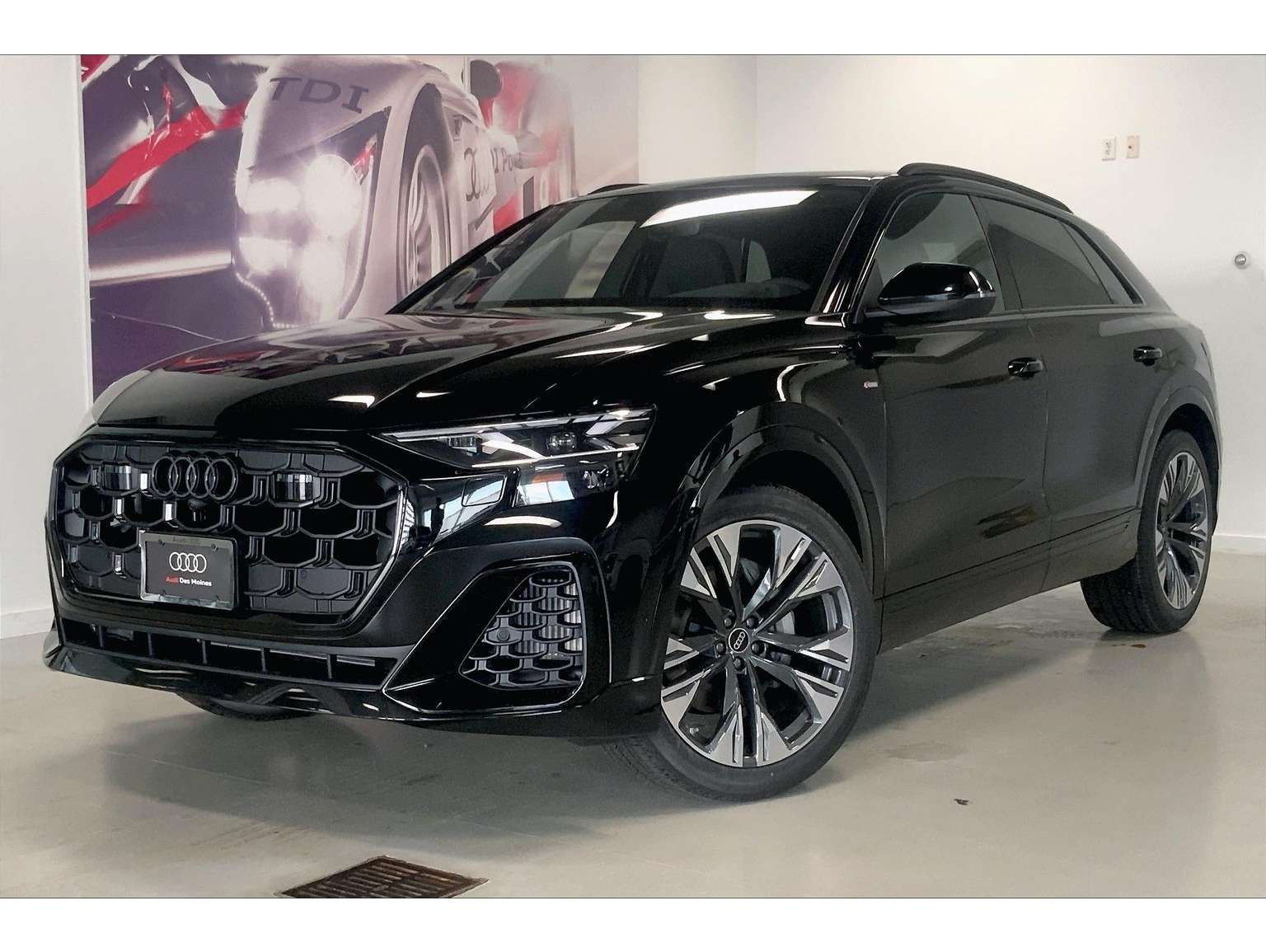 2026 Audi Q8 Premium Plus's photo