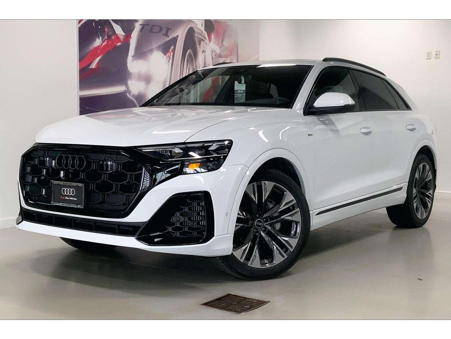 2026 Audi Q8 Premium Plus's photo