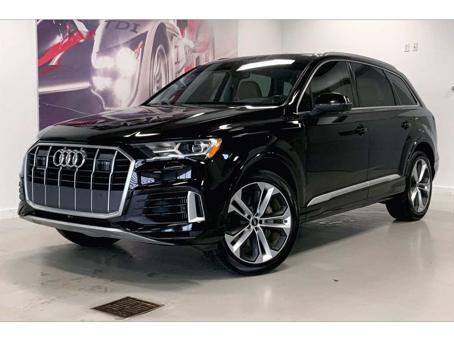 2022 Audi Q7 Premium Plus's photo