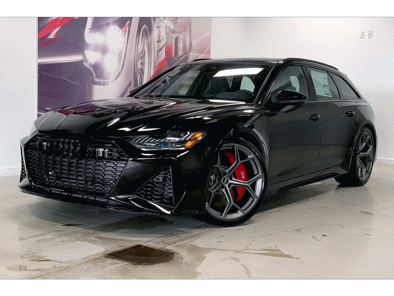 2026 Audi RS 6 Avant Base's photo