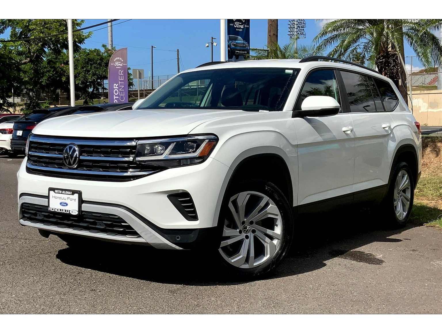 2023 Volkswagen Atlas SE w/Tech
