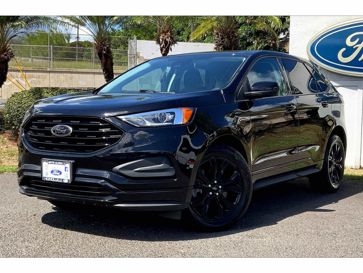 2022 Ford Edge SE's photo