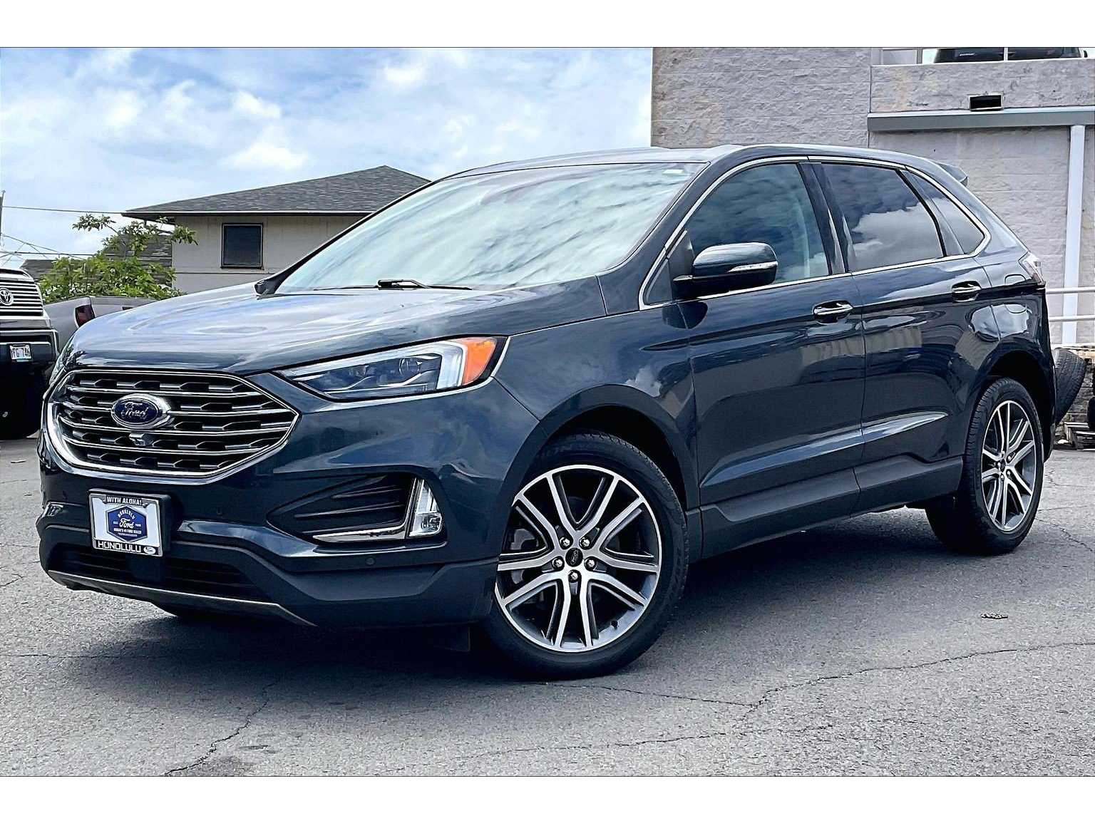 2024 Ford Edge Titanium