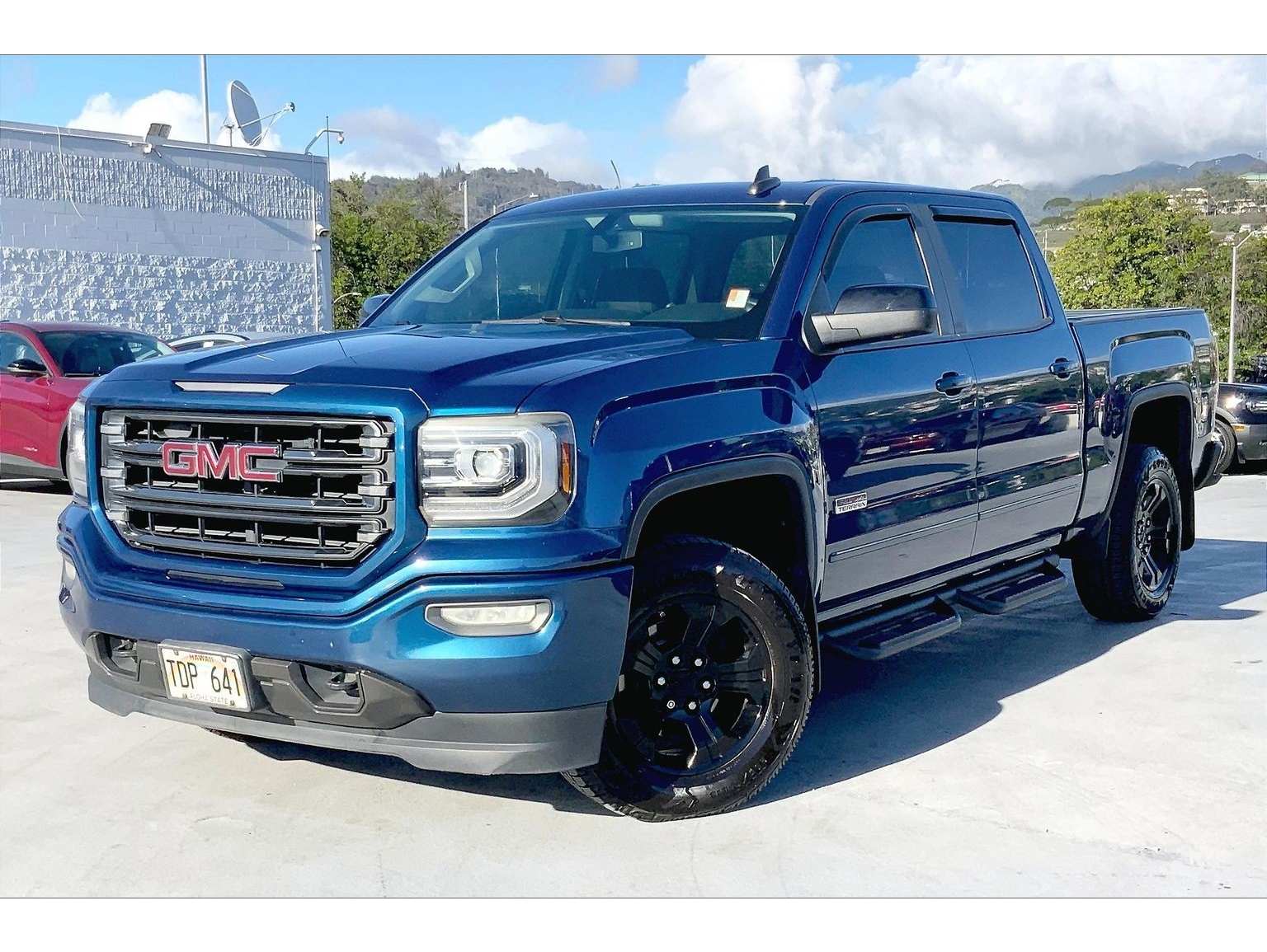 2017 GMC Sierra 1500 SLT's photo