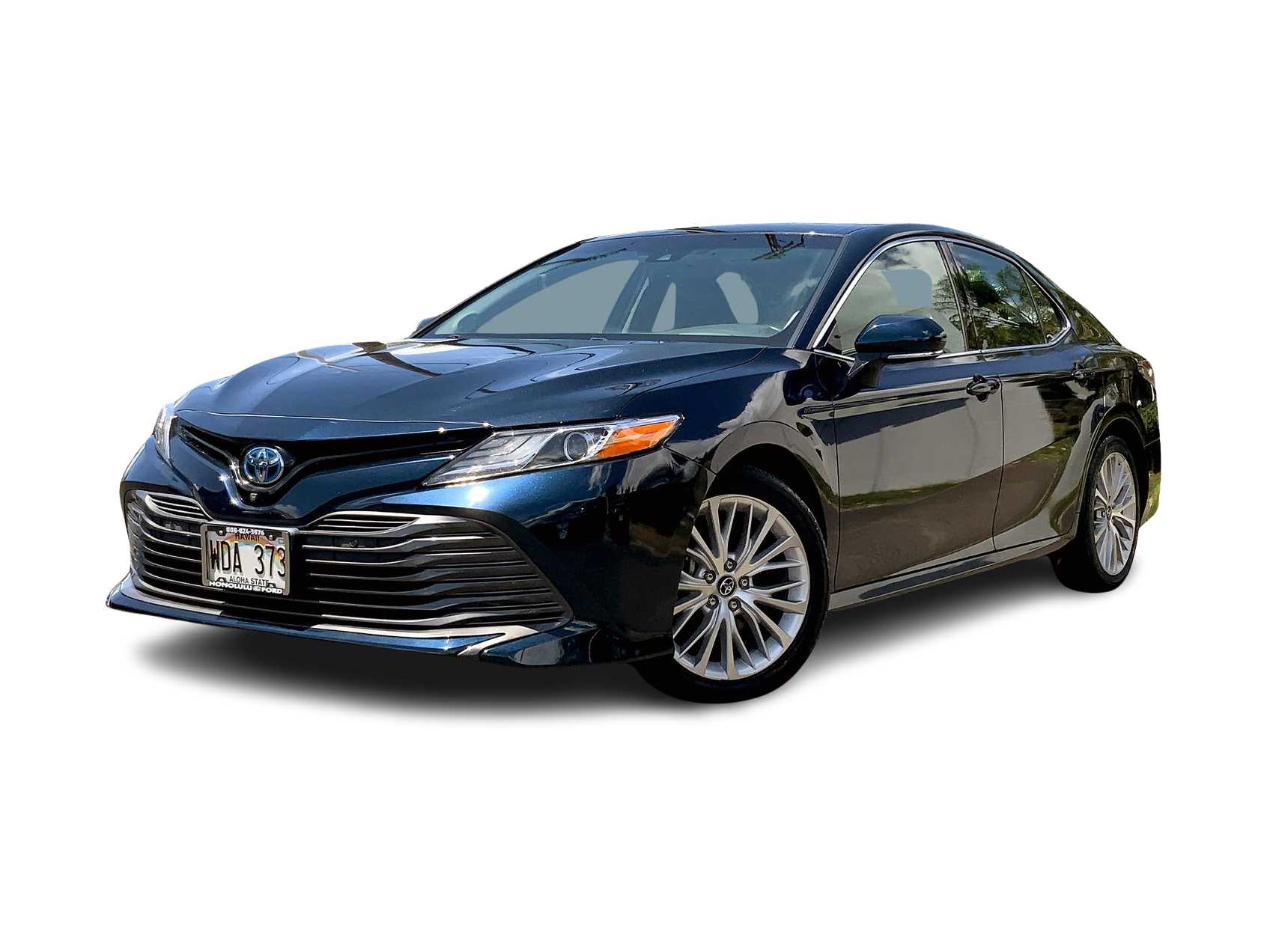 2018 Toyota Camry XLE Hero Image