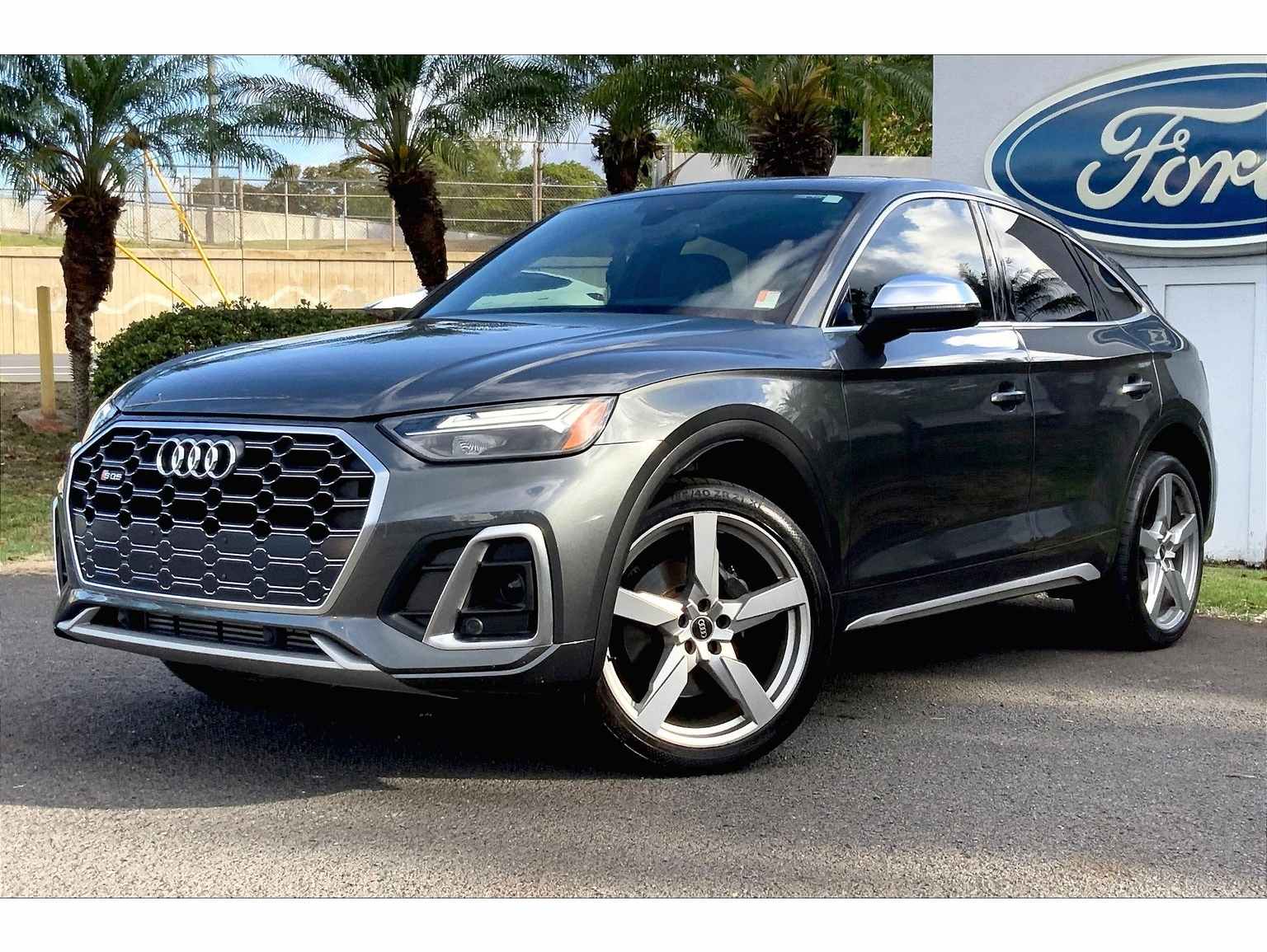 2022 Audi SQ5 Sportback Premium's photo