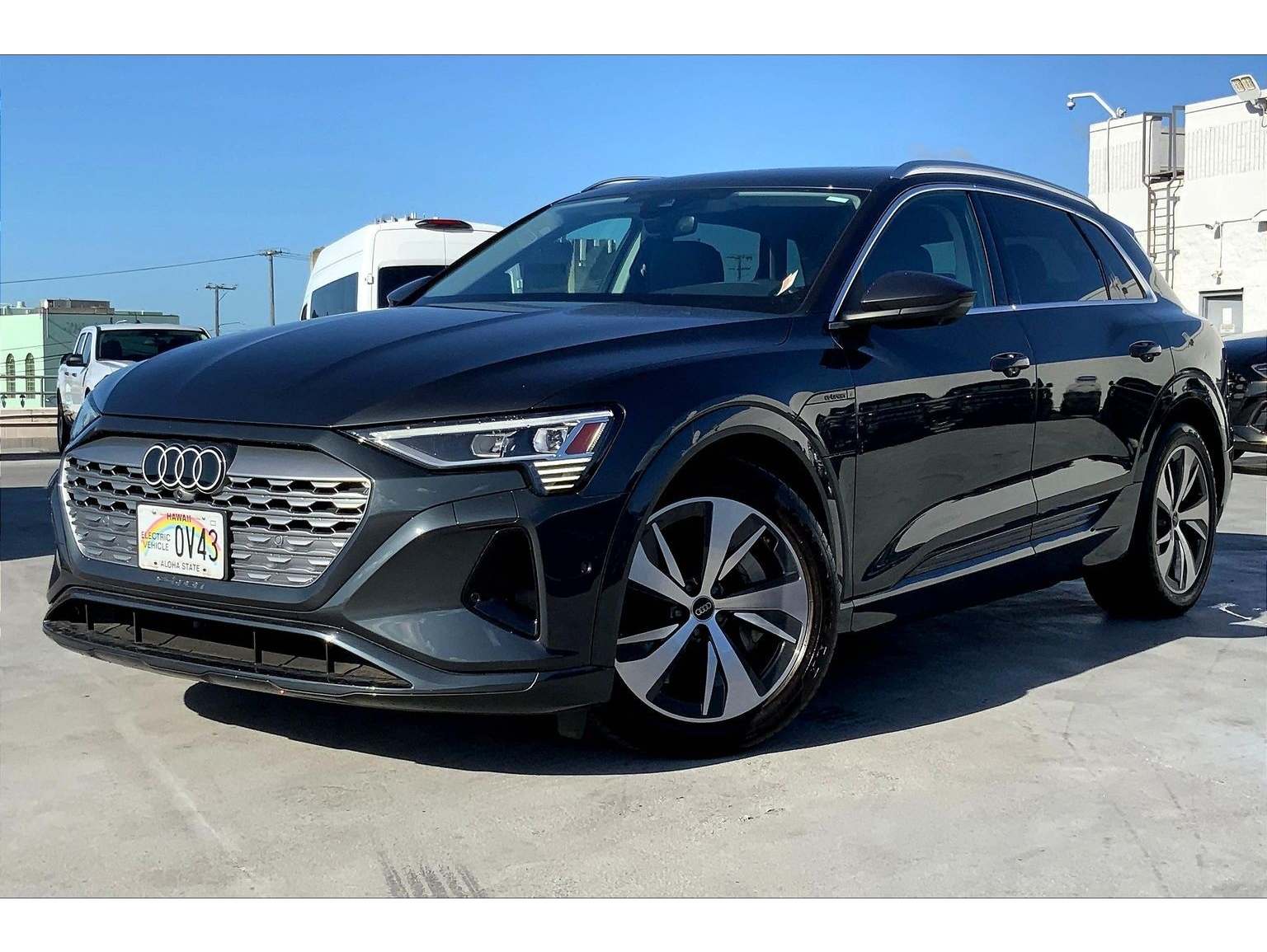 2024 Audi Q8 e-tron Premium Plus's photo