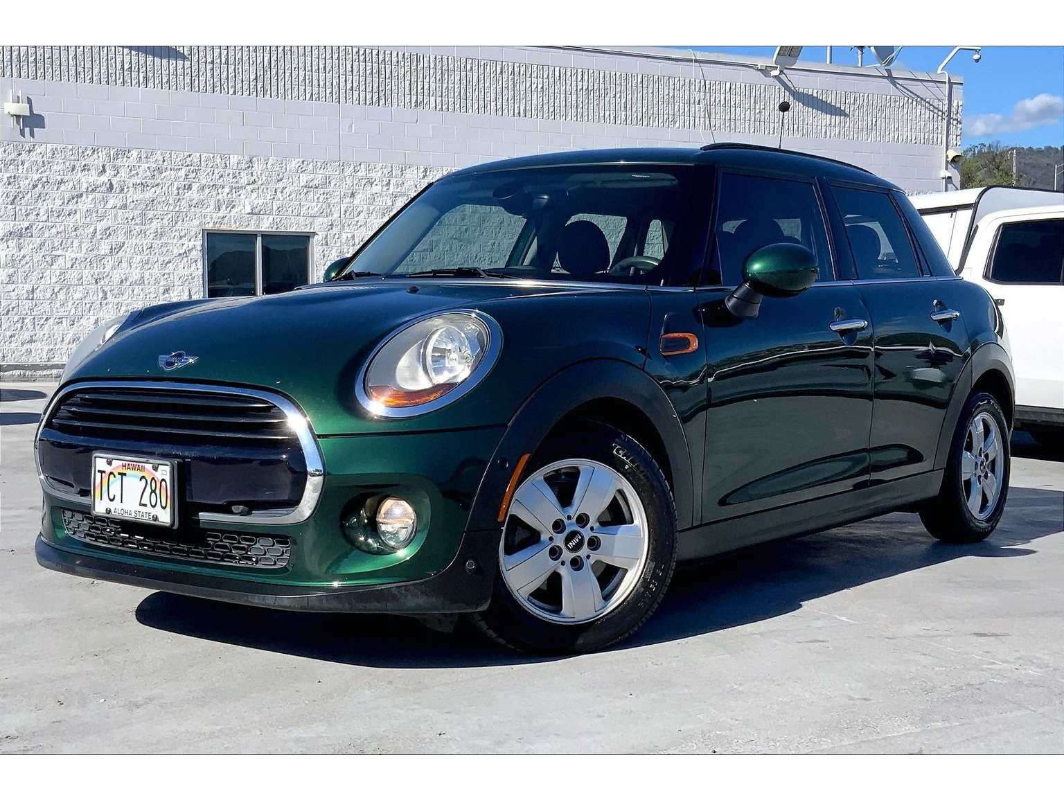 2017 MINI Cooper Base